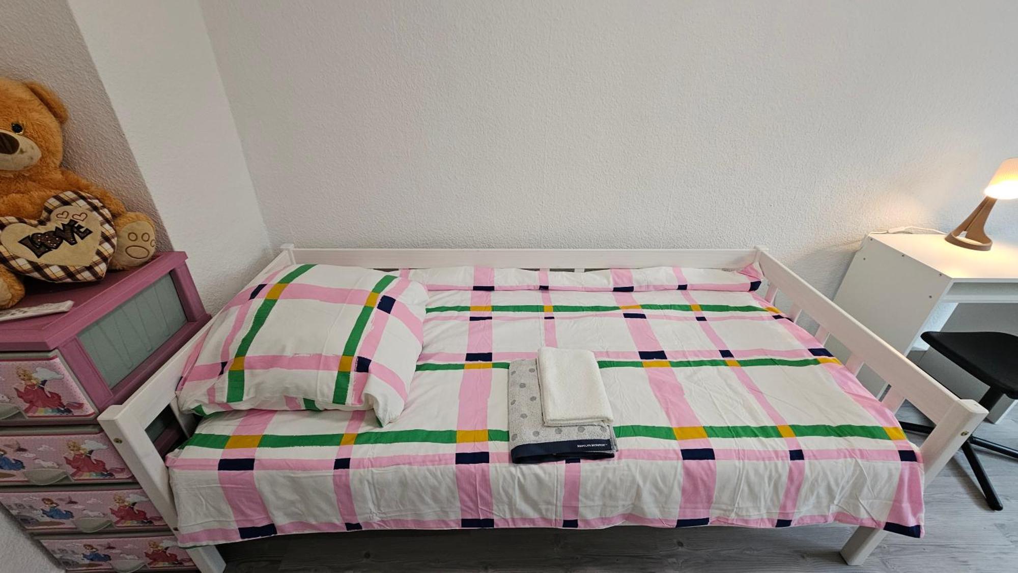 Zimmer In Bilk-Zentrum Duesseldorf エクステリア 写真